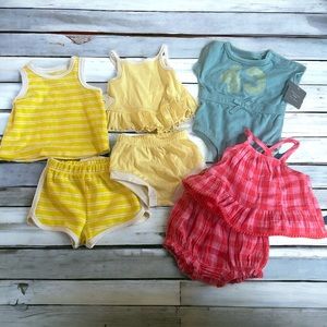 NWT Infant Girl Lot of 4 Rompers and 2pc Sets 3-6‎ months